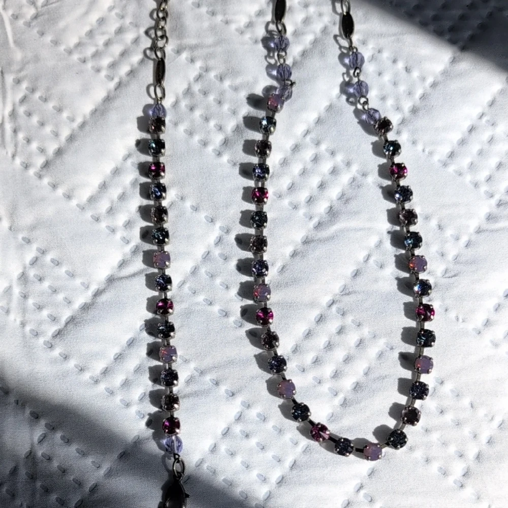 Sabika Necklace and Bracelet Set - Picture 2 of 6